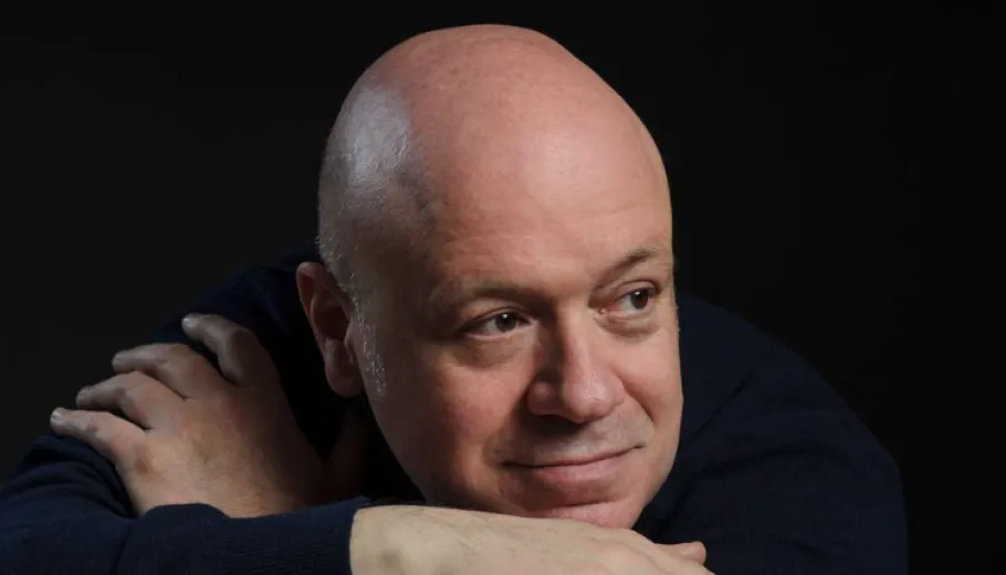 Guinovart plays Guinovart